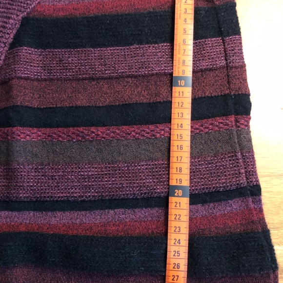 Sarah Pacini Burgundy and Black Off-the-Shoulder Sweater - Picture 8 of 8